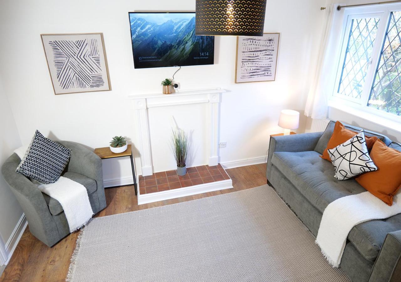 Modern Spark Home With Parking, Garden, Wi-Fi Birmingham Extérieur photo