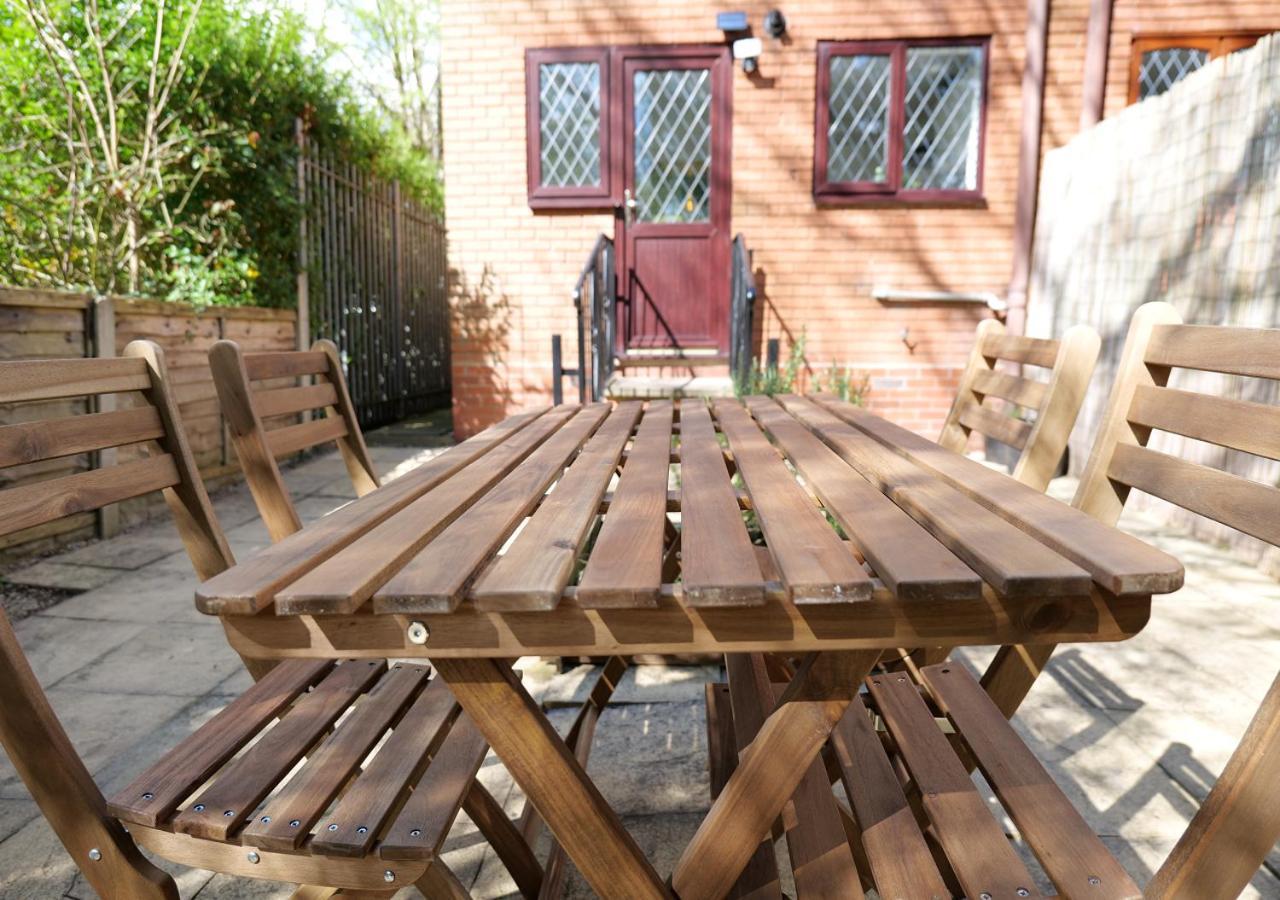 Modern Spark Home With Parking, Garden, Wi-Fi Birmingham Extérieur photo