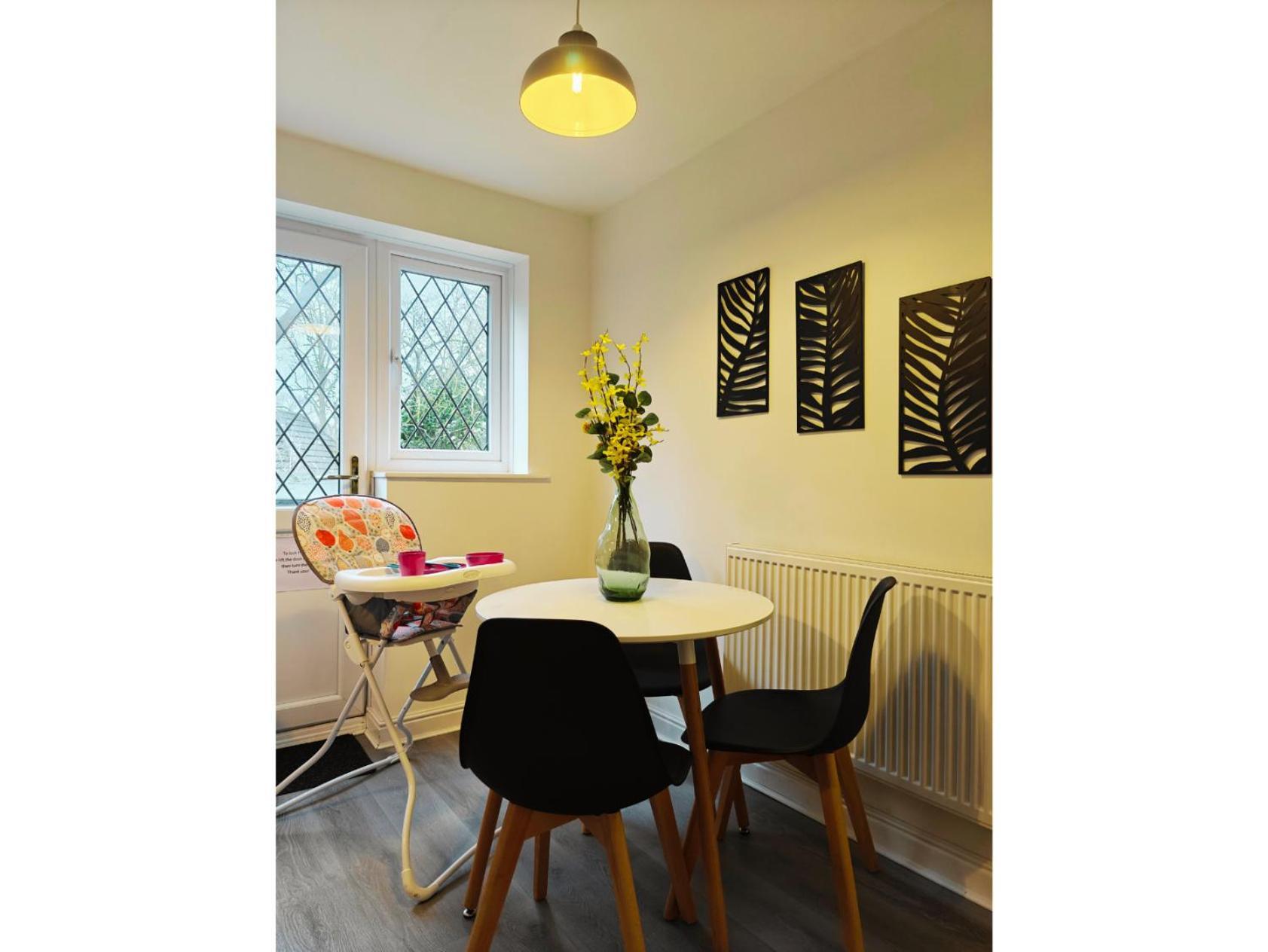 Modern Spark Home With Parking, Garden, Wi-Fi Birmingham Extérieur photo