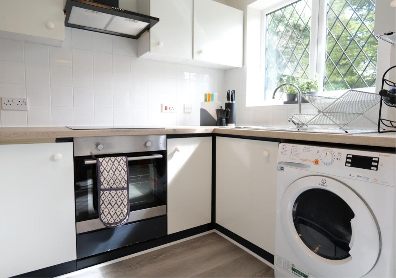 Modern Spark Home With Parking, Garden, Wi-Fi Birmingham Extérieur photo