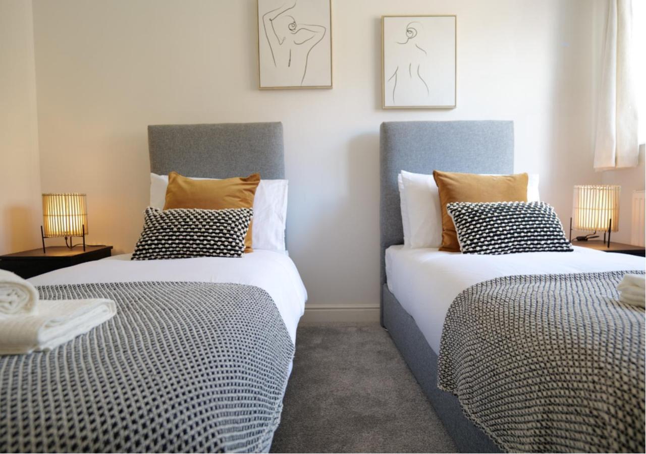 Modern Spark Home With Parking, Garden, Wi-Fi Birmingham Extérieur photo